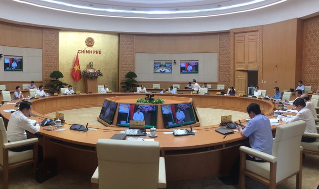 Bộ trưởng Nguyễn Chí Dũng: Từ cuối tháng 7, giải ngân đầu tư công đã chuyển biến tích cực nhưng vẫn vướng về giải phóng mặt bằng - Ảnh 1.