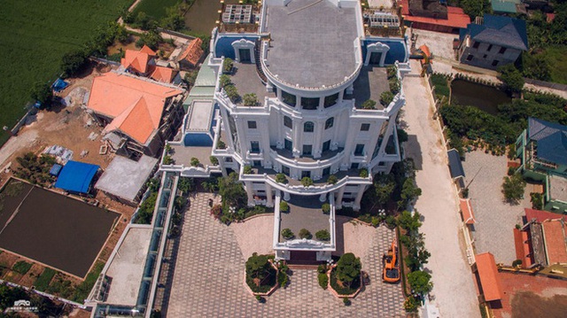 Hàng loạt lâu đài nguy nga của đại gia Ngô Văn Phát vừa bị bắt - Ảnh 5.