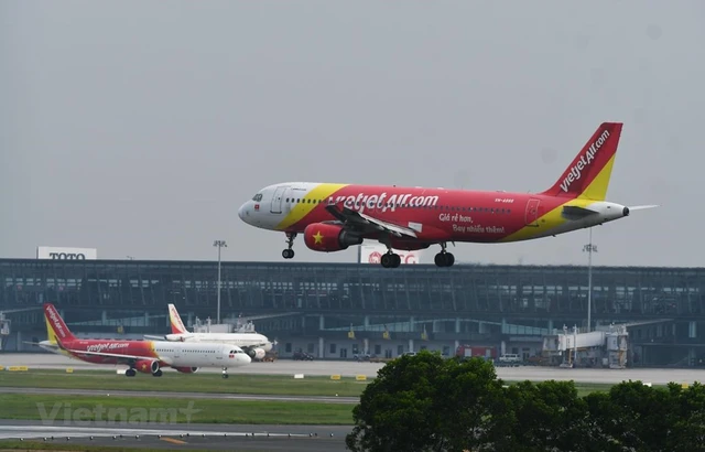 Giá dầu tăng cao, các hãng hàng không của Việt Nam phòng ngừa rủi ro giá nhiên liệu thế nào? - Ảnh 3.