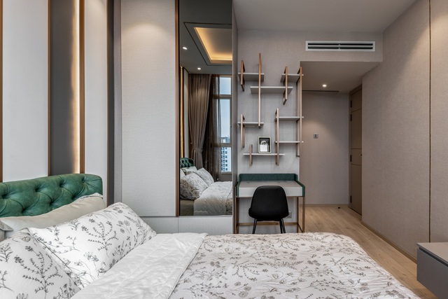 Nữ KTS chi 5 tỷ đồng hoàn thiện penthouse giữa lòng Sài Gòn và quan điểm đầu tư sao cho xứng đáng: Sống sang phải đi liền với “sống chất” - Ảnh 8.