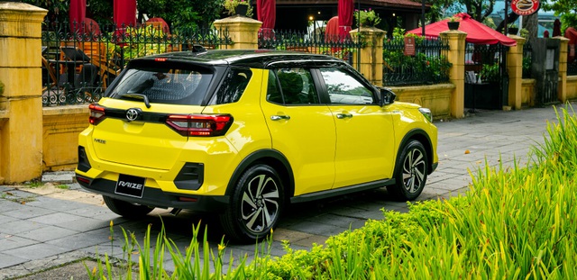 Toyota Raize giá 527 triệu đồng, đối đầu Kia Sonet tại Việt Nam - Ảnh 4.