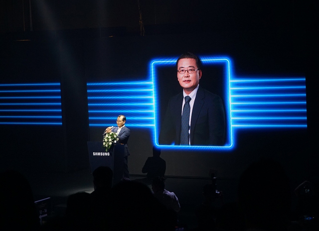 Samsung đưa dòng TV đầu bảng Neo QLED 8K về Việt Nam: Màn hình vô cực giống điện thoại, giá cao nhất 230 triệu đồng - Ảnh 1.