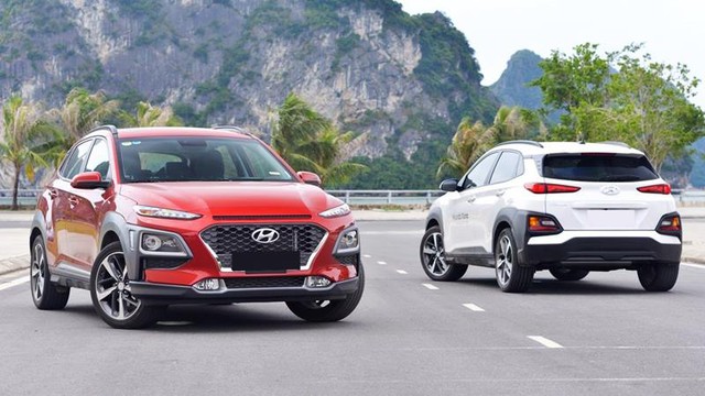 SUV đô thị tại Việt Nam: Kia Seltos và Toyota Corolla Cross đua doanh số, các cựu vương trượt dốc - Ảnh 2.