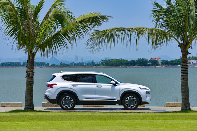 Hyundai Santa Fe 2021 chính thức ra mắt tại Việt Nam, giá từ 1,03 đến 1,34 tỷ đồng - Ảnh 12.