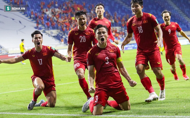Giành chiến thắng nghẹt thở 2-1, Việt Nam tiễn Malaysia về nước, vững ngôi đầu vòng loại World Cup 2022 - Ảnh 2.