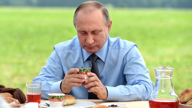 Chế độ ăn uống và tập luyện của Tổng thống Putin: Bất ngờ nhất là ông cho phép bản thân ngủ tới buổi trưa - Ảnh 1.