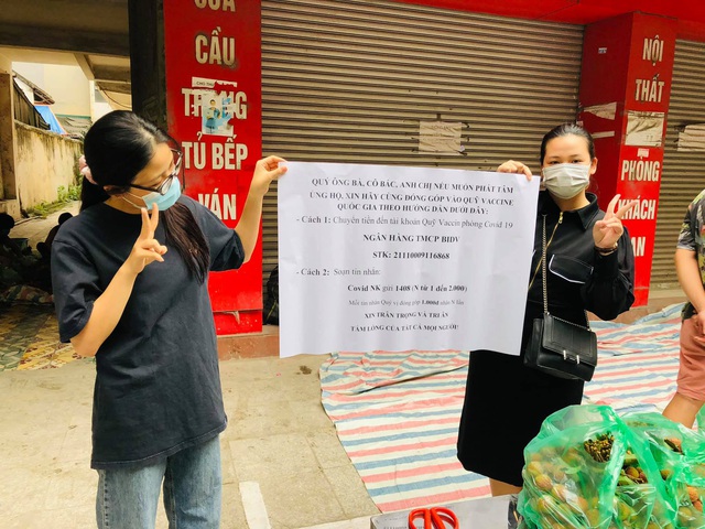 Người phụ nữ Hà Nội mua 2 tấn vải Bắc Giang để phát miễn phí, không nhận tiền ủng hộ mà hướng dẫn mọi người đóng góp cho Quỹ vaccine phòng Covid-19 - Ảnh 5.
