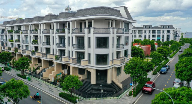 Bên trong khu 500 căn nhà phố có giá lên tới 300 triệu đồng mỗi m2, không gian sống sang chảnh giữa TP Thủ Đức - Ảnh 3.