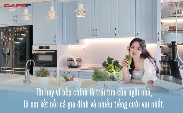 Bếp tiền tỷ trong căn hộ Duplex ở TP HCM: Hiện đại, đủ công năng, không gian sang trọng, ấm cúng để cả nhà quây quần bên nhau - Ảnh 10.