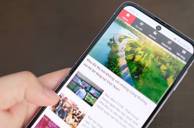 Trải nghiệm Galaxy Z Flip3: Smartphone màn hình gập giá rẻ nhất hiện nay, liệu có đáng mua? - Ảnh 5.