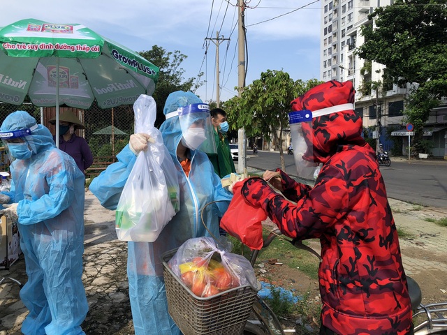 Nutifood giảm 25% giá sữa hỗ trợ người tiêu dùng mùa dịch, giao hàng tận nơi - Ảnh 1.