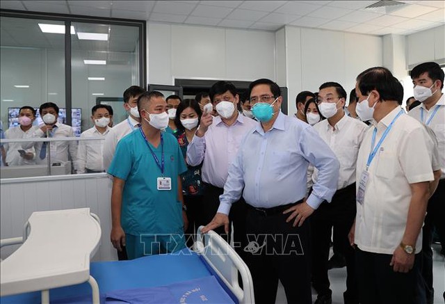 Giám đốc Bệnh viện dã chiến điều trị Covid-19 ở Hà Nội: Trong thâm tâm, tôi thực sự không muốn đón bệnh nhân, không muốn các giường bệnh bị lấp đầy - Ảnh 1.