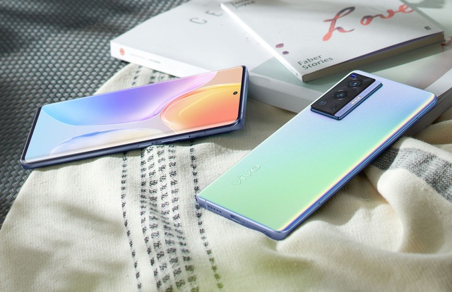 Vivo ra mắt X70 Pro tại Việt Nam: Smartphone cao cấp chuyên chụp ảnh, giá 20 triệu đồng - Ảnh 1.