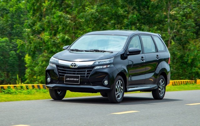 Top 5 ô tô bán ít nhất Việt Nam năm 2021: Toyota chiếm đa số, có mẫu cả năm chỉ bán được 3 chiếc - Ảnh 3.