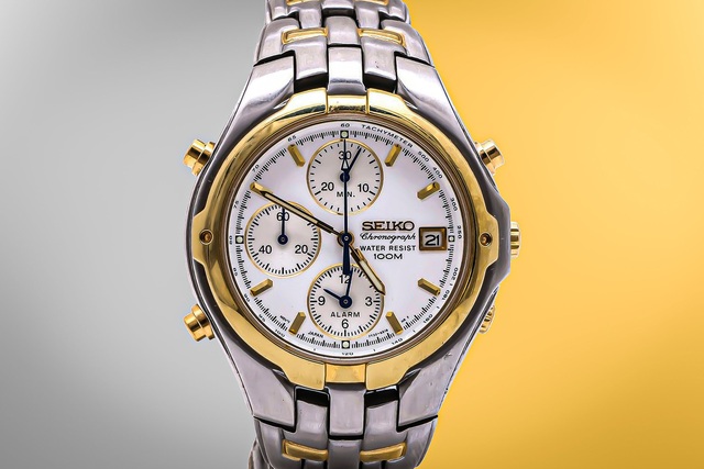 Bộ sưu tập đồng hồ của Tổng thống Joe Biden: Từ mẫu đồng hồ có kết cấu thạch anh cho đến thương hiệu xa xỉ của Thuỵ Sĩ, đặc biệt đồng hồ của Tổng thống có nhiều hơn chức năng xem giờ - Ảnh 4.