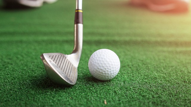 6 công việc kiếm bộn tiền trên sân golf ít người biết: Một số ĐH còn mở chương trình đào tạo chuyên nghiệp, lương 20 triệu đồng/tháng là chuyện bình thường - Ảnh 3.