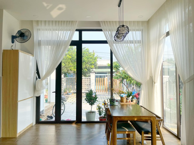 [ Tuổi 30, tôi có 1 căn nhà ] Bỏ 1,2 tỷ đồng xây lại nhà 200m2, mẹ đơn thân thu nhập 3x triệu/tháng tận hưởng không gian xanh giữa Sài thành - Ảnh 12.
