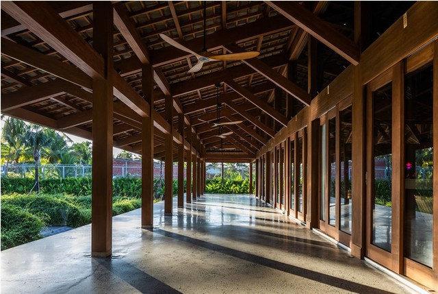 Công trình gỗ đầu tiên của KTS Võ Trọng Nghĩa tại Việt Nam: Các không gian kết nối liên hoàn, hòa quyện với cảnh quan thiên nhiên đậm nét truyền thống - Ảnh 9.