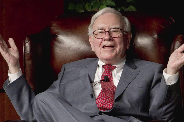 Sống tiết kiệm như ‘thần chứng khoán’ Warren Buffett: Ăn sáng không quá 3 USD, biến tủ quần áo thành nôi ngủ cho con, chỉ dùng tiền mặt.... tư duy của người giàu có khác! - Ảnh 4.