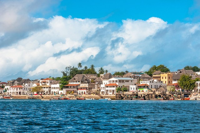 10 điểm du lịch không thể di chuyển bằng ô tô: Khung cảnh trữ tình là thế nhưng đường chật hẹp, thậm chí không có phố, chỉ có thể đi bộ hoặc xe ngựa - Ảnh 2.