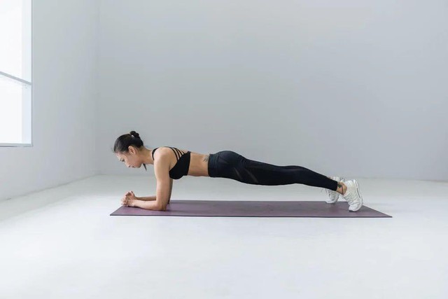 Làm gì trong 24 giờ để sống khỏe mạnh: Ăn đúng bữa, tắm đúng thời điểm, vận động phù hợp để tăng cường sức đề kháng, cơ thể dẻo dai, đương nhiên sẽ sống thọ - Ảnh 9.