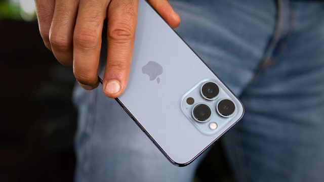 Danh sách 10 mẫu smartphone bán chạy nhất tại Việt Nam tháng 3/2022, Apple có đến 3 đại diện - Ảnh 5.