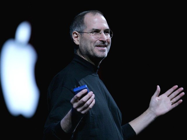 Cha đẻ iPod lần đầu tiết lộ chiến thuật khôn ngoan để bán được hàng trăm tỷ chiếc điện thoại của Steve Jobs: Gói gọn trong 3 chữ gây nghi ngờ - Ảnh 2.