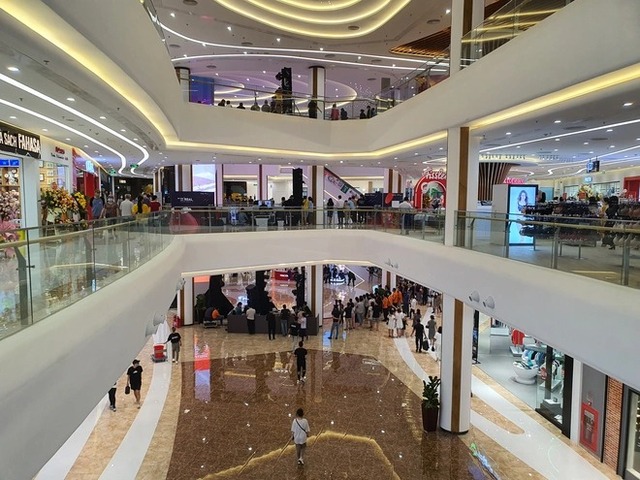 Mục sở thị TTTM Vincom Mega Mall Smart City mới khai trương: điểm vui chơi ‘thế hệ mới’ cho giới trẻ, check-in sang chảnh, muốn gì cũng có - Ảnh 18.
