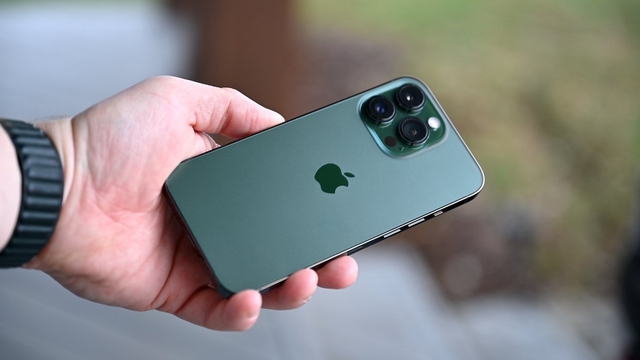 10 smartphone bán chạy nhất tháng 4/2022 tại Việt Nan: Apple có đến 3 đại diện - Ảnh 6.