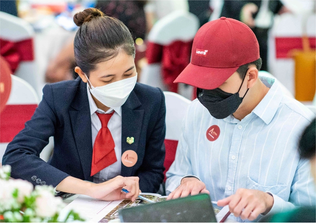 Chủ tịch DKRA Vietnam: Khởi nghiệp giữa khủng hoảng, viết tâm thư cho chính mình khi suýt phá sản và giấc mơ chuẩn hóa ‘bằng lái xe’ cho môi giới bất động sản - Ảnh 3.