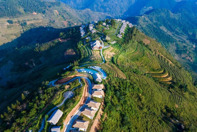 Resort sang chảnh sở hữu biệt thự sinh thái có hồ bơi riêng đầu tiên ở Sapa: Là nơi ông chủ Facebook từng nghỉ dưỡng, phòng xịn nhất đang có giá siêu hời giảm 25% - Ảnh 1.
