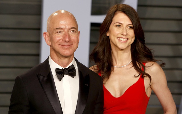 Con gái duy nhất của tỷ phú Jeff Bezos: Được nhận nuôi từ nhỏ, phải tiêu hết 1,1 tỉ đồng/tuần, tương lai thừa hưởng khối tài sản hàng trăm tỷ USD của cha - Ảnh 1.