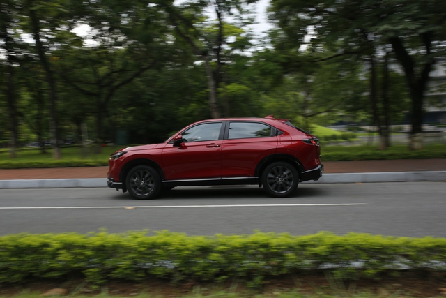 Honda HR-V 2022 về Việt Nam giá từ 826 triệu đồng – ‘cửa’ nào đối đầu Kia Seltos, Hyundai Creta - Ảnh 2.