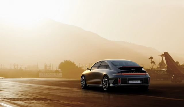 Sedan chạy điện đầu tiên của Hyundai chính thức vén màn với gương kỹ thuật số, dáng giống hệt Porsche - Ảnh 7.