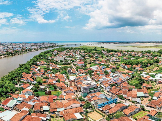 Bộ Tài nguyên và Môi trường: Có hiện tượng bỏ giá rất cao, bỏ cọc để tạo hiệu ứng mặt bằng giá ảo - Ảnh 1.