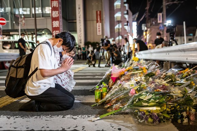 Quốc gia an toàn nhất thế giới bàng hoàng trước vụ ám sát cựu Thủ tướng Shinzo Abe: Nhật kiểm soát súng nghiêm ngặt thế nào? - Ảnh 1.